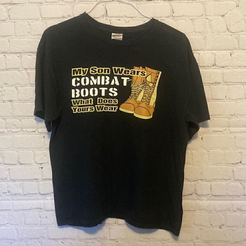 Men’s Size Large T-Shirt 